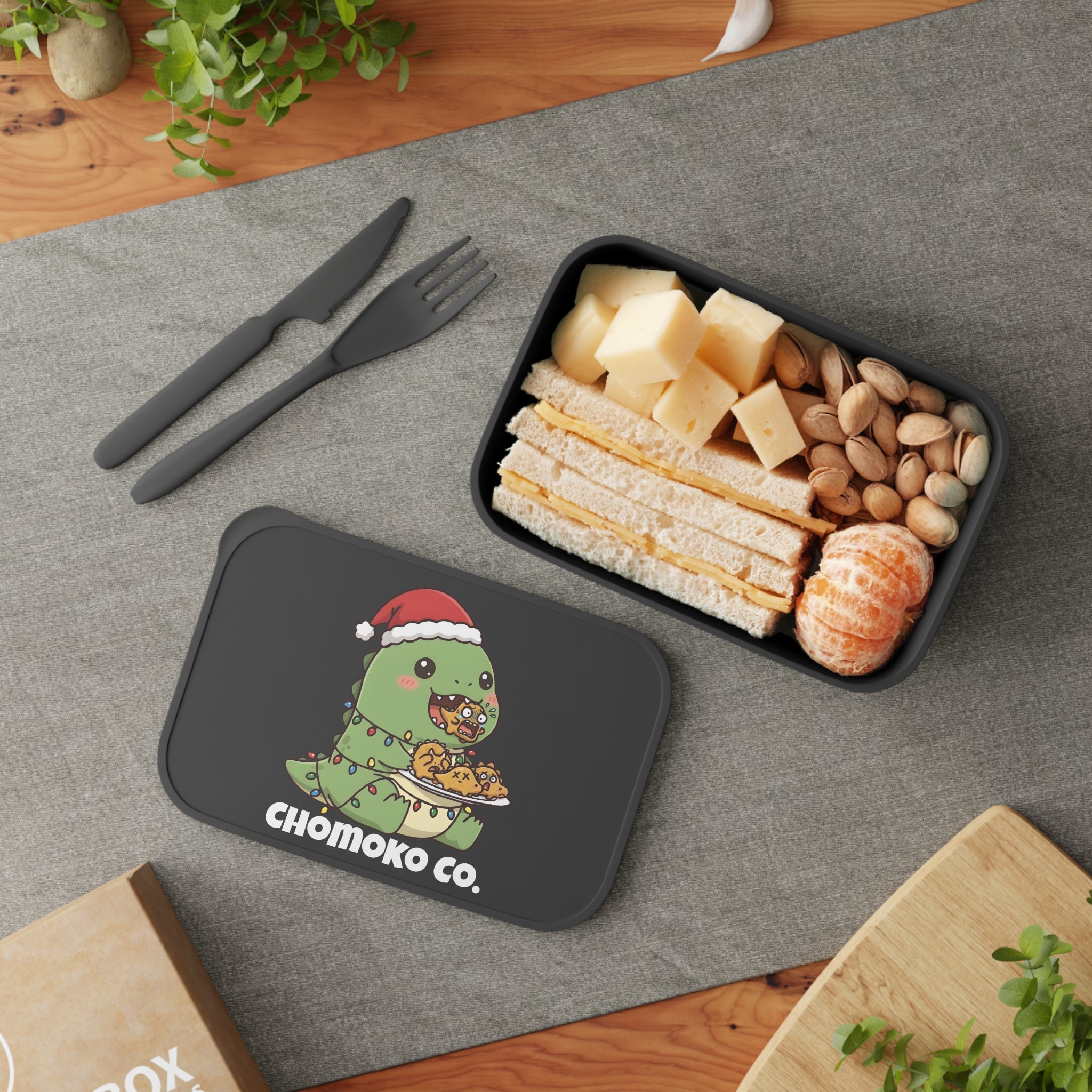 Tatsu with Christmas lights PLA Bento Box with Band and Utensils